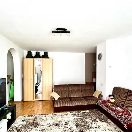 Apartment Rondini & *